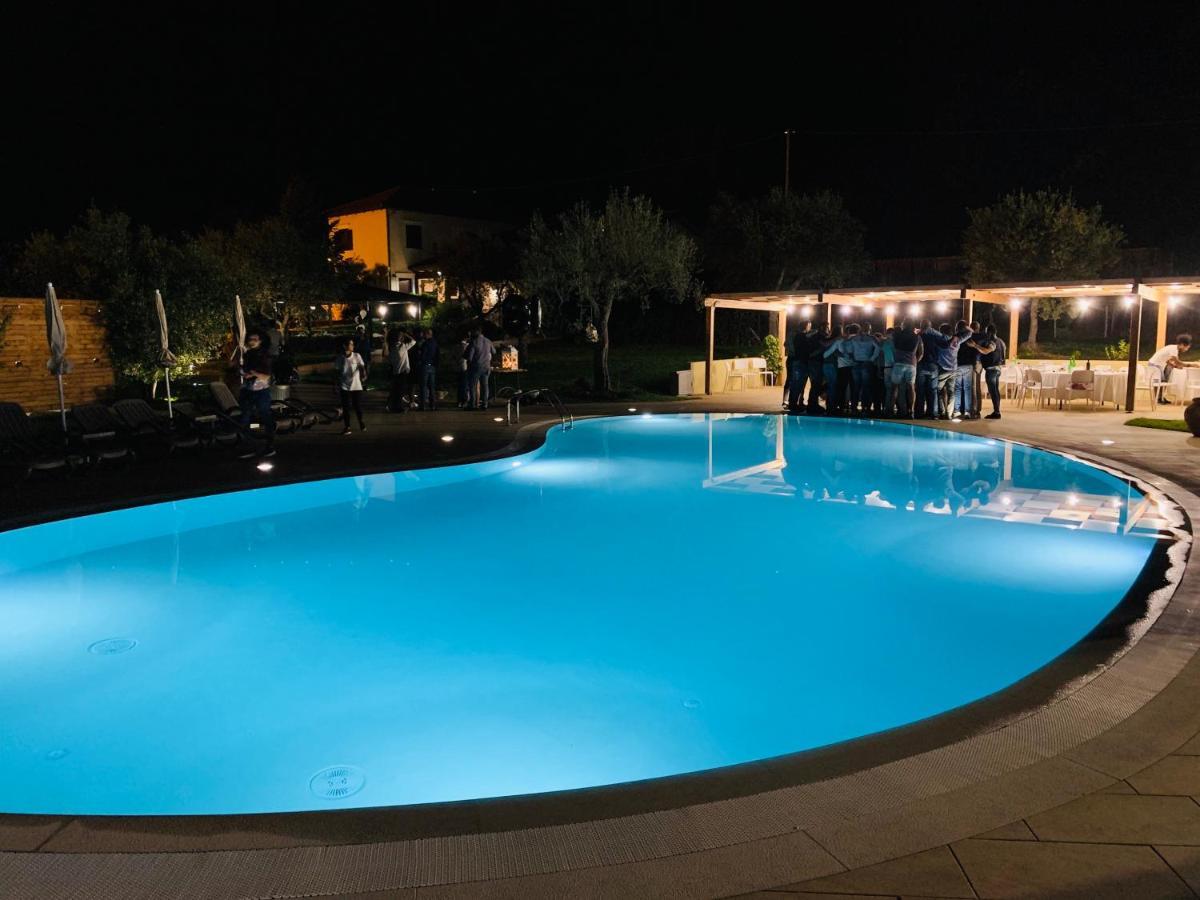 Agriturismo Il Castagneto Падула Екстериор снимка