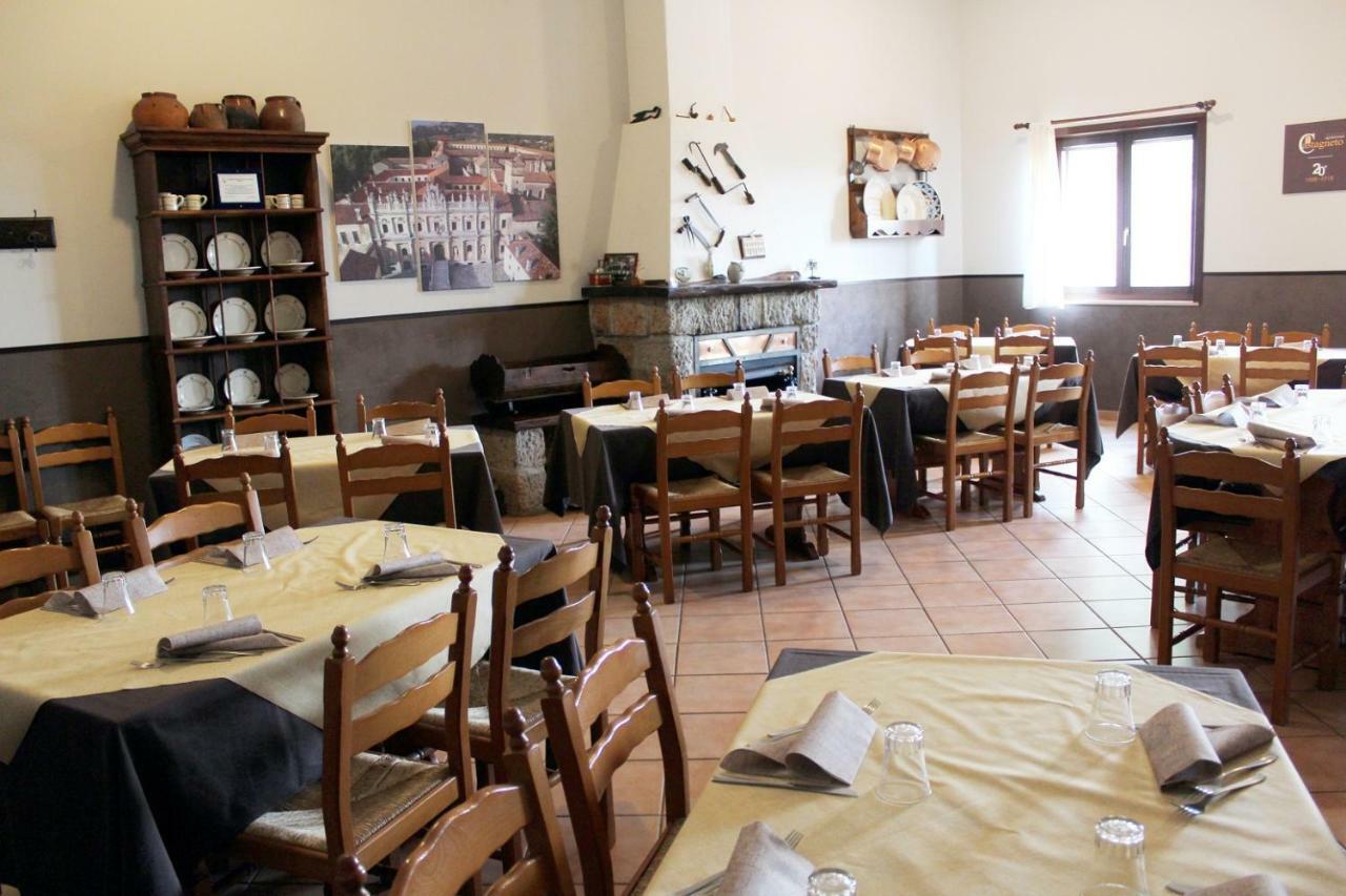 Agriturismo Il Castagneto Падула Екстериор снимка