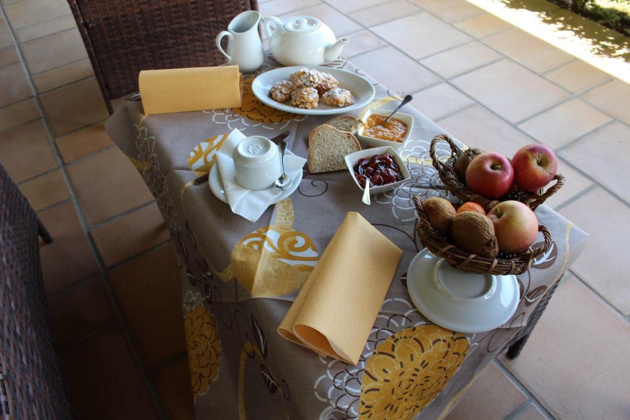 Agriturismo Il Castagneto Падула Екстериор снимка